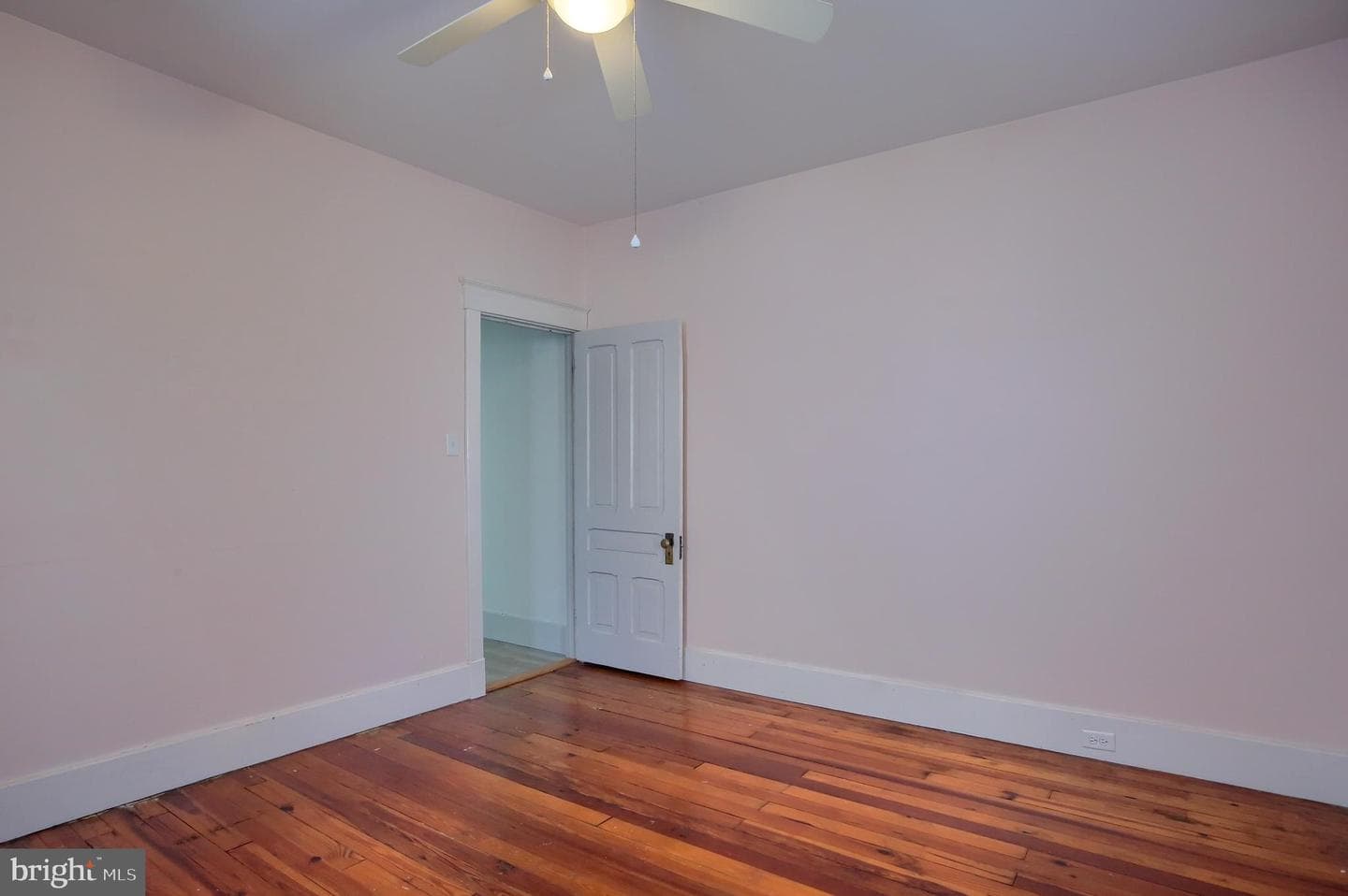 257 Arch Street photo 18