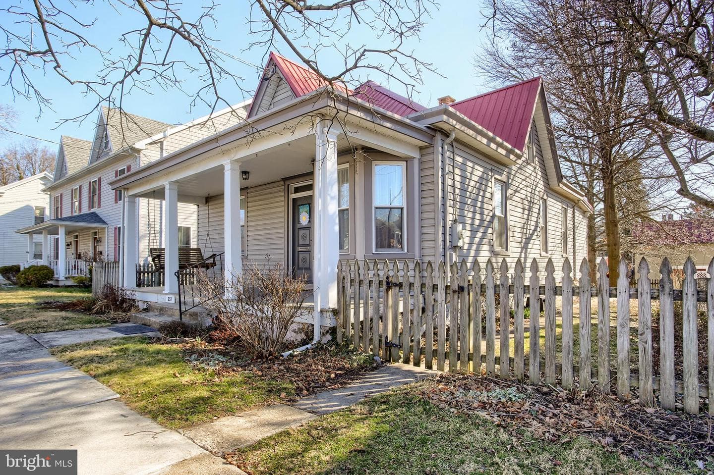 257 Arch Street photo 2