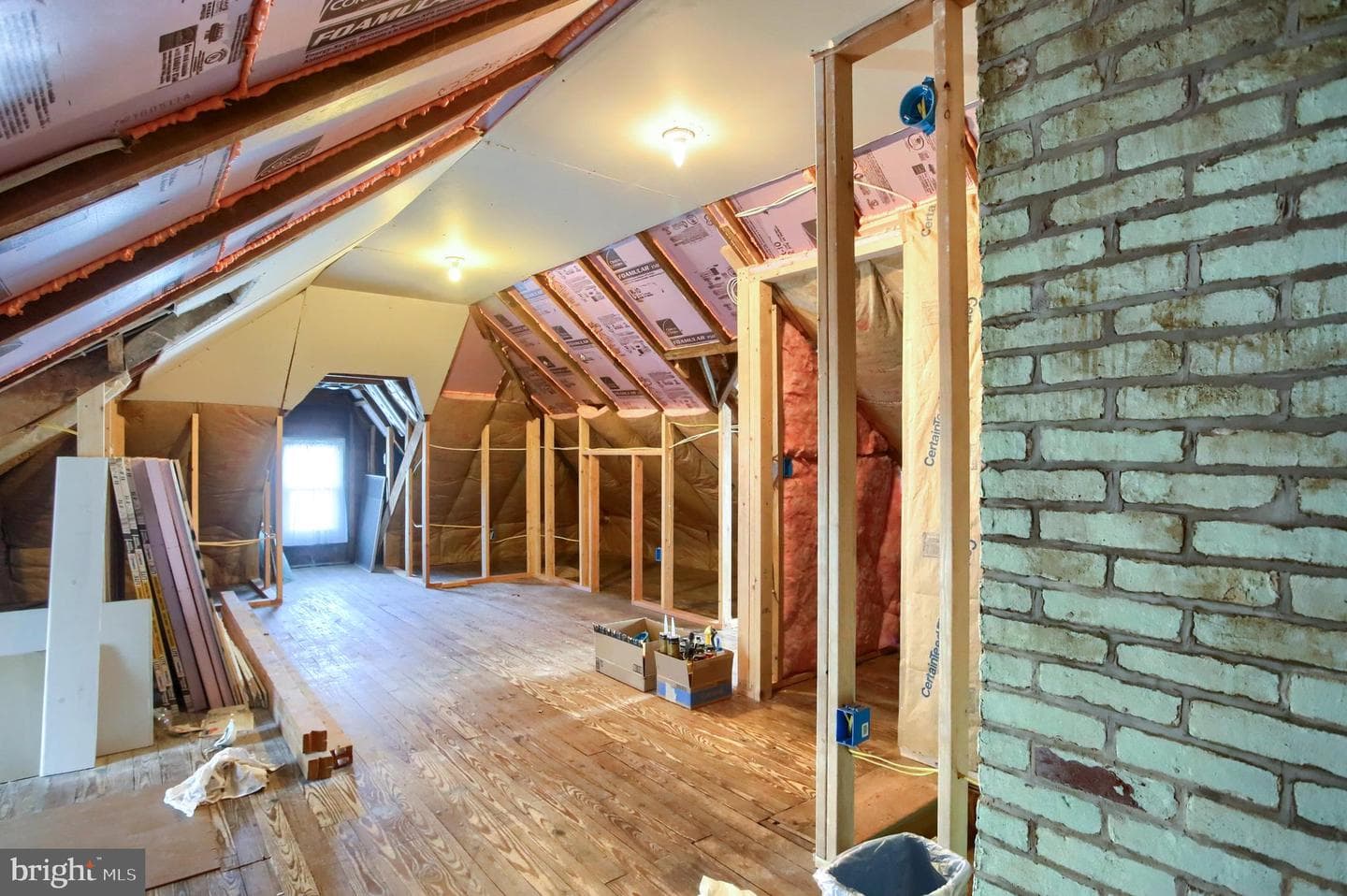 257 Arch Street photo 20