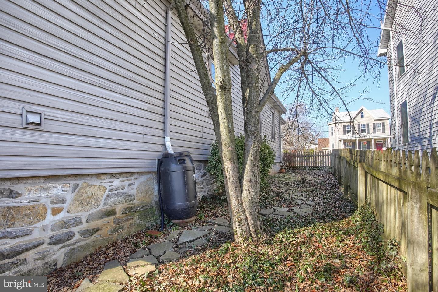 257 Arch Street photo 27