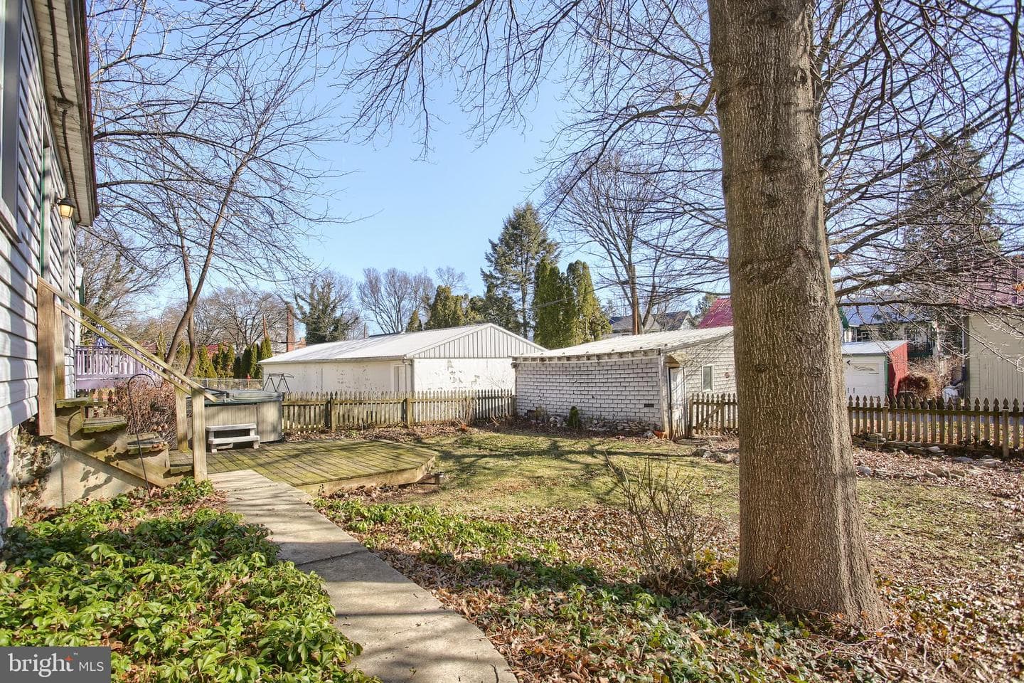 257 Arch Street photo 28