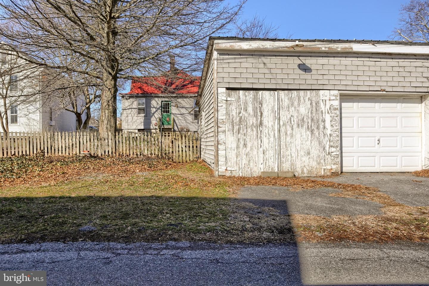 257 Arch Street photo 31