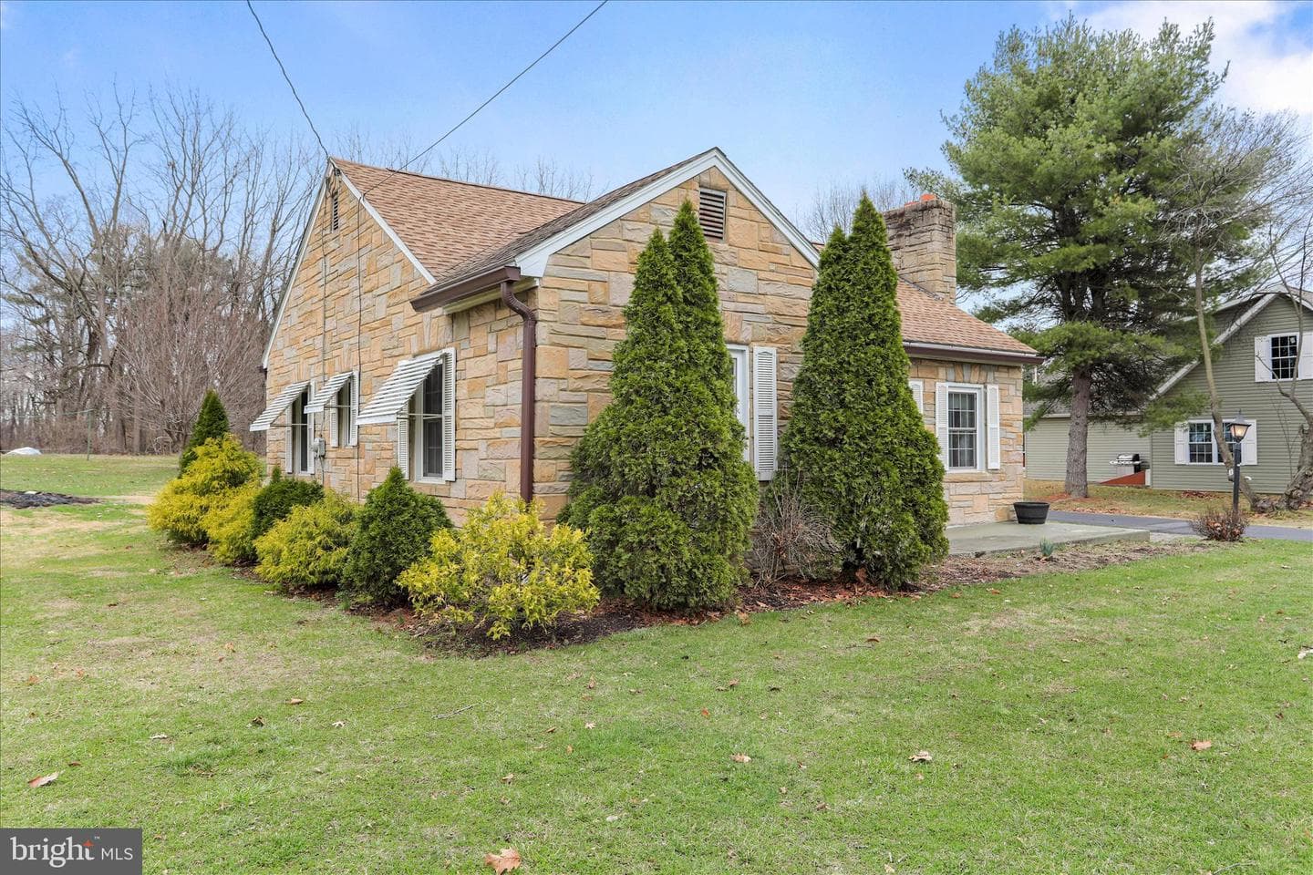 301 Roxbury Road photo 31