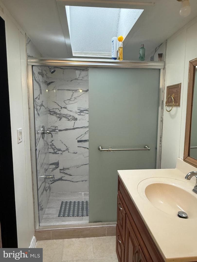 118 Tower Circle photo 8