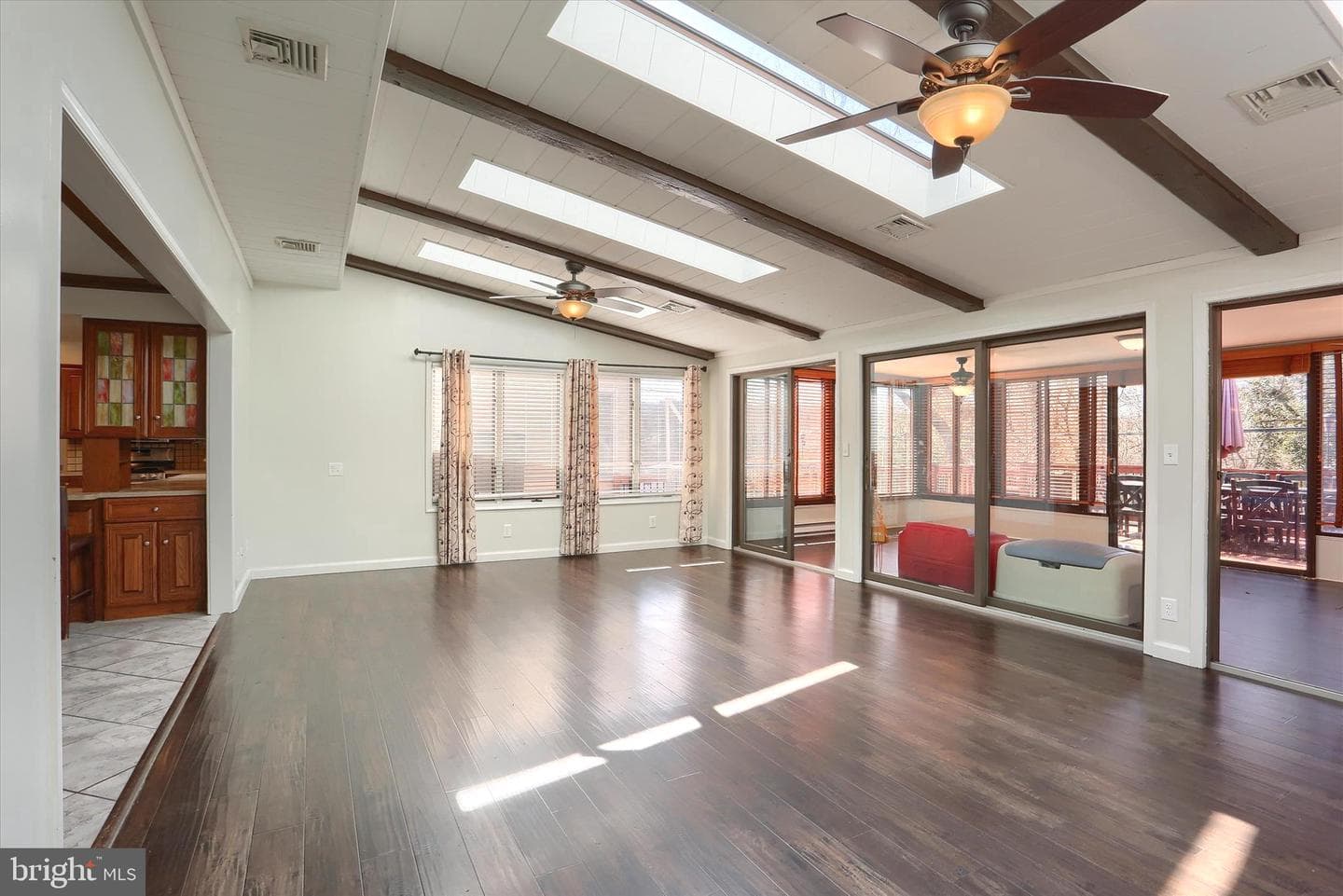 232 Winding Way photo 18