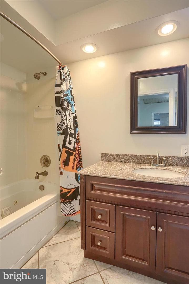 232 Winding Way photo 29