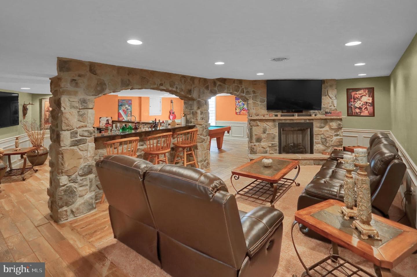 15 Derbyshire Drive photo 52