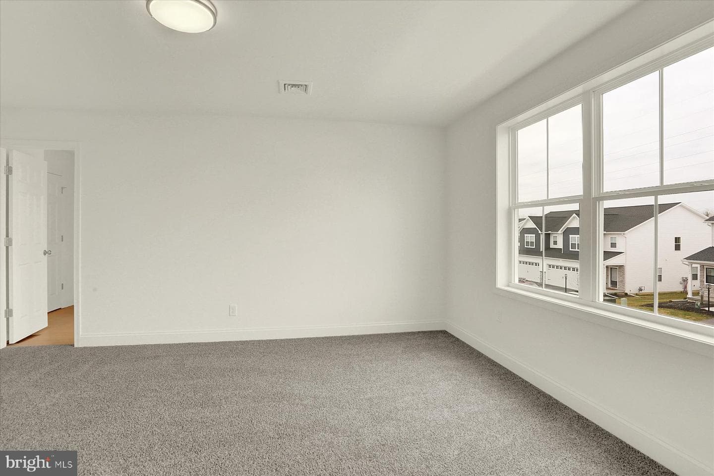 657 Brittany Drive photo 10