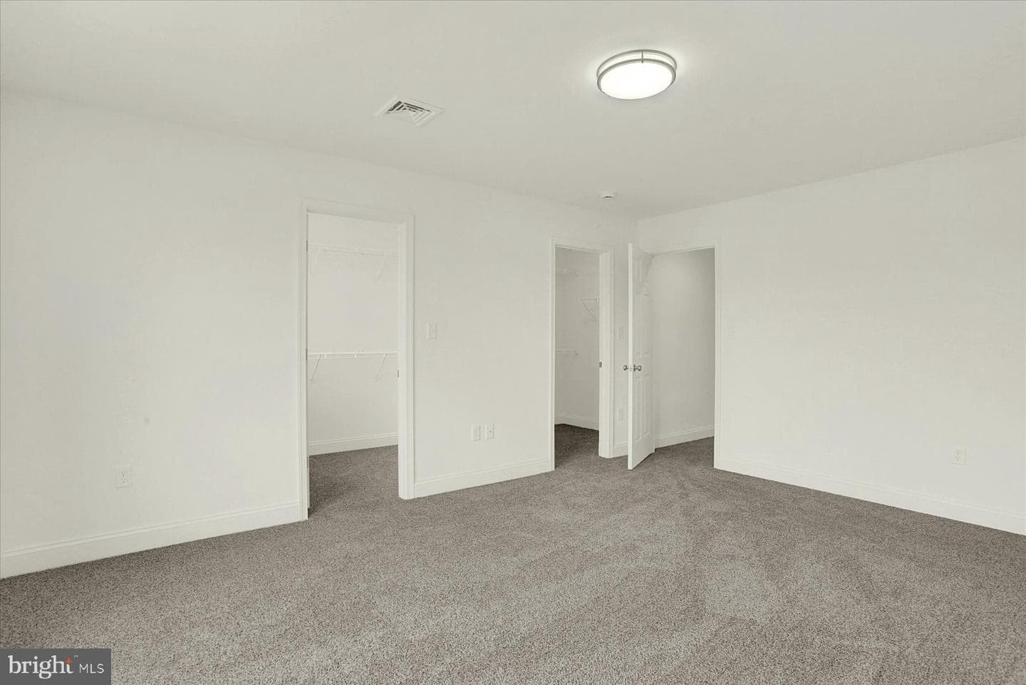 657 Brittany Drive photo 11