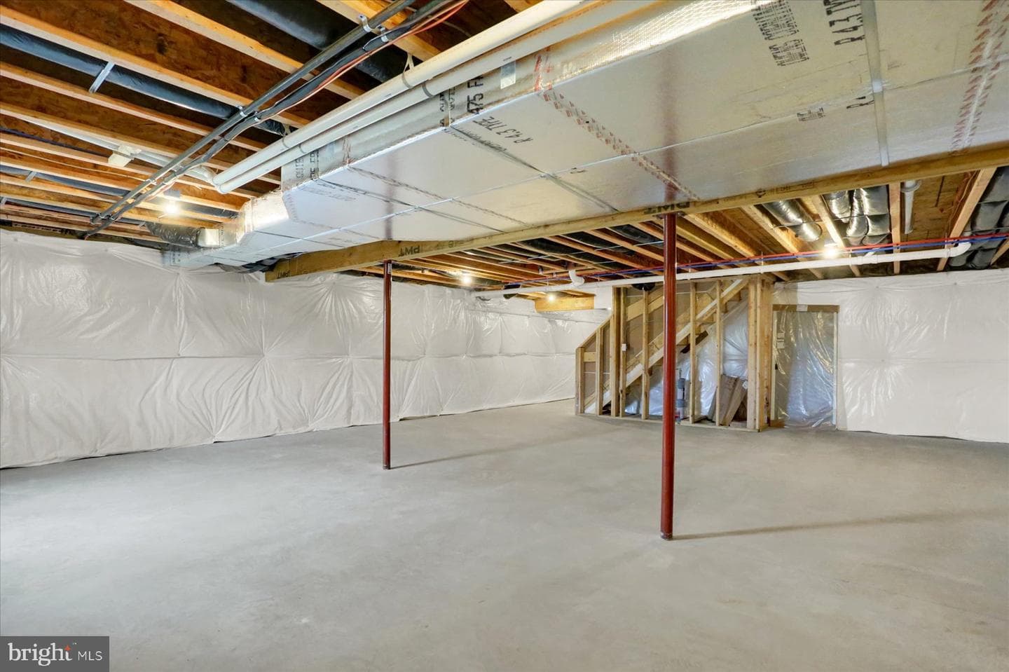 657 Brittany Drive photo 23