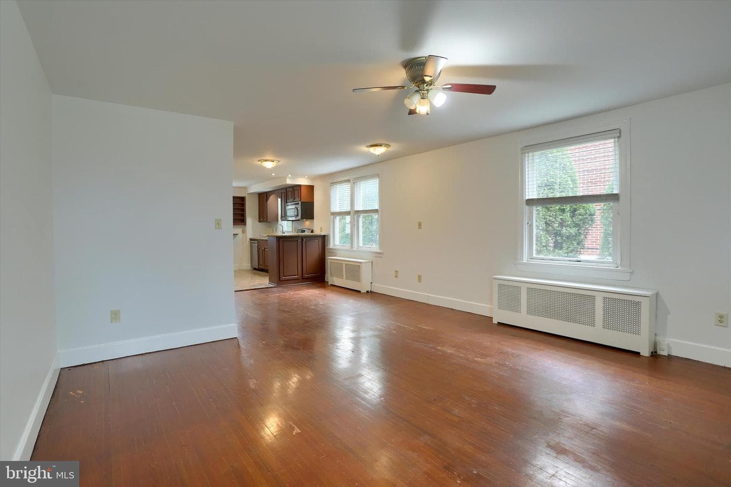 119 W Main Street photo 6