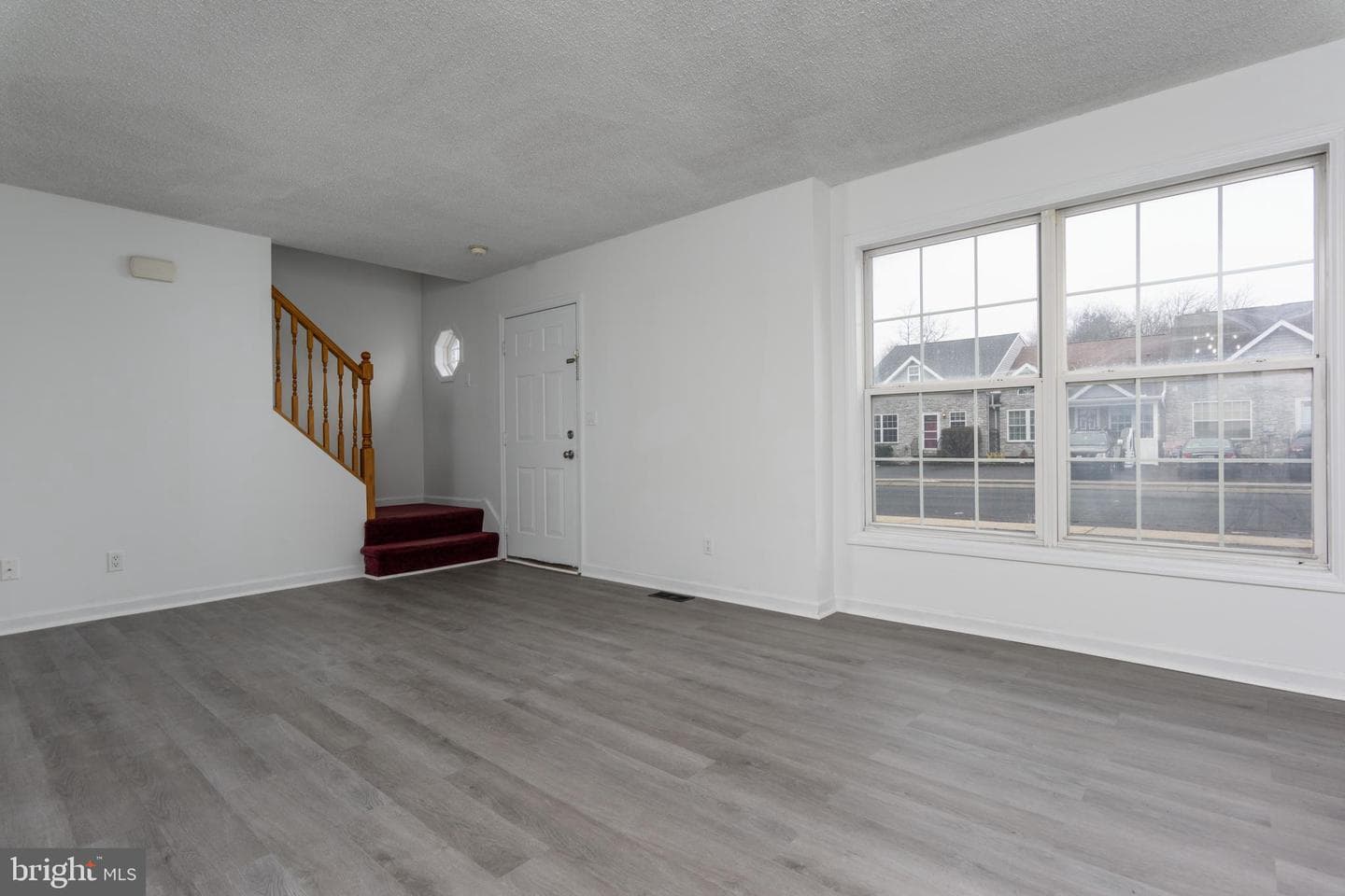 40 Johns Drive photo 12