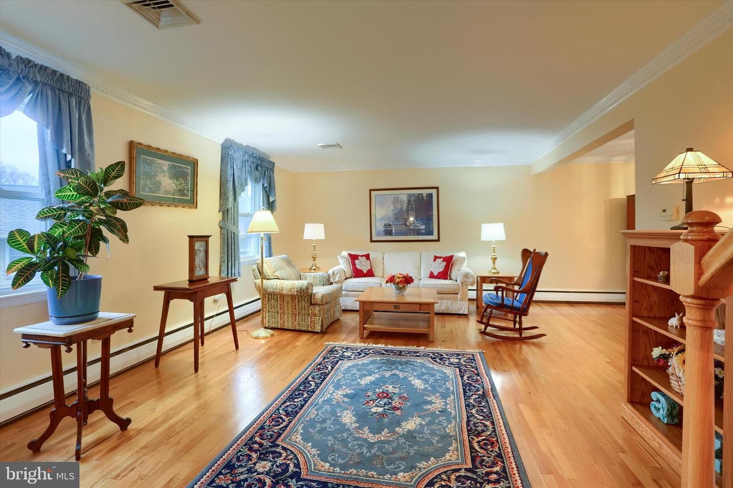 409 Blacklatch Lane photo 5