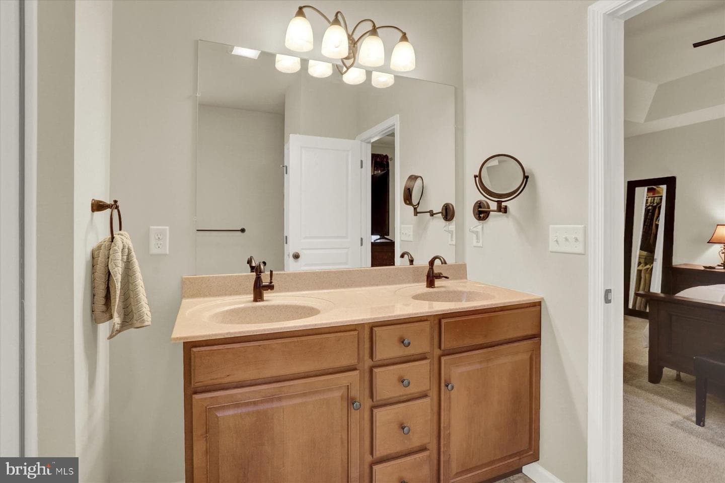 1821 Spartan Drive photo 24