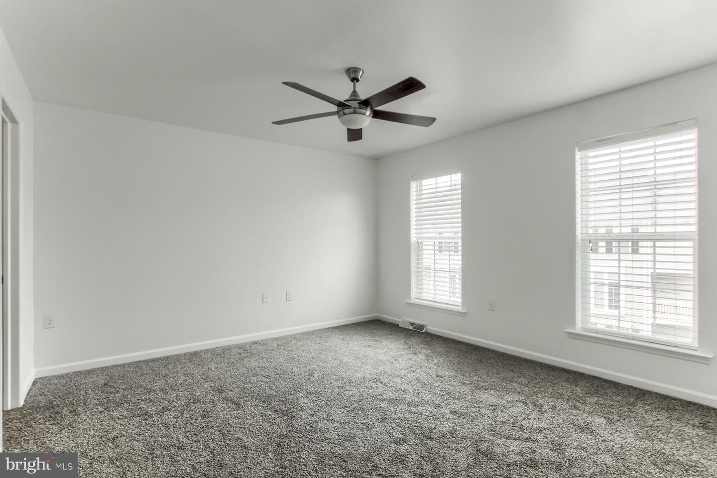 3037 Meridian Cmns #a photo 38