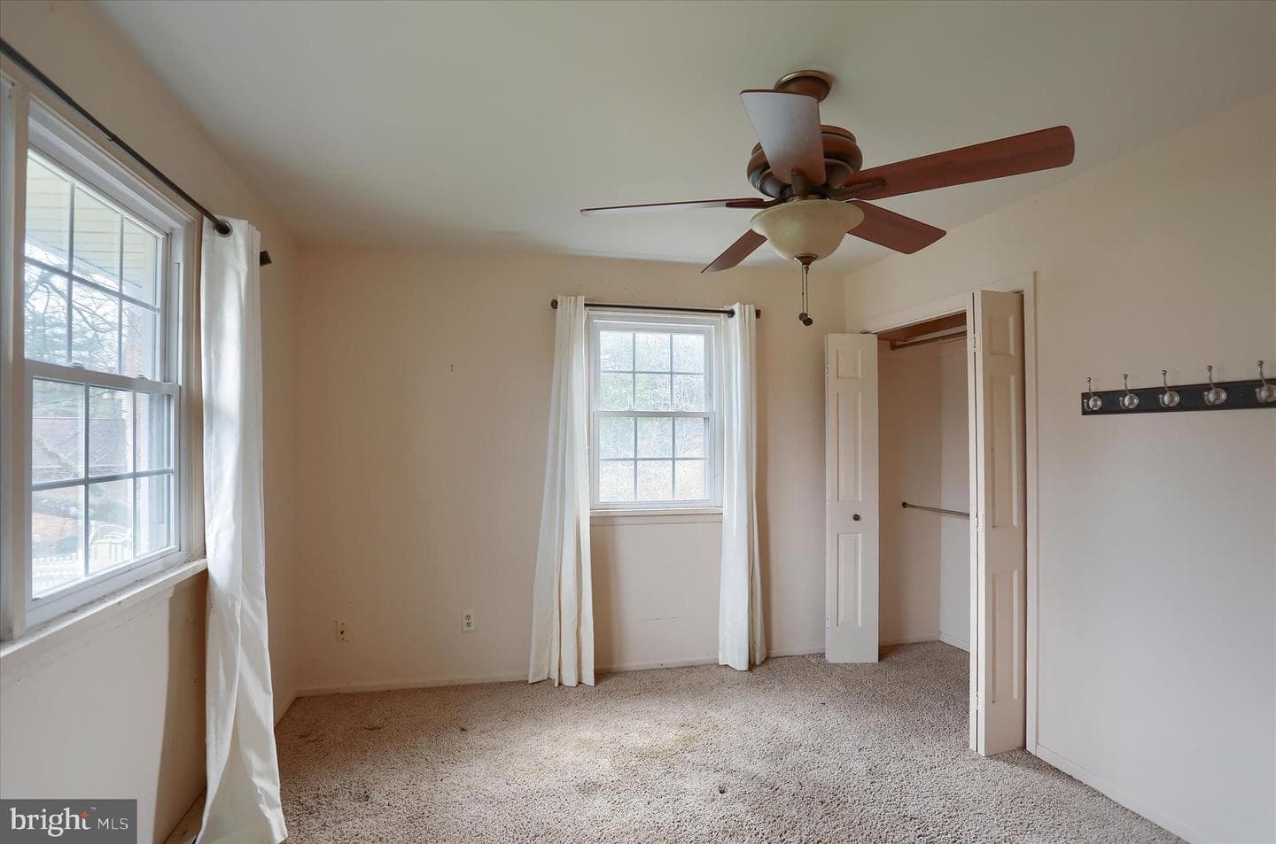 904 Thornwood Lane photo 22