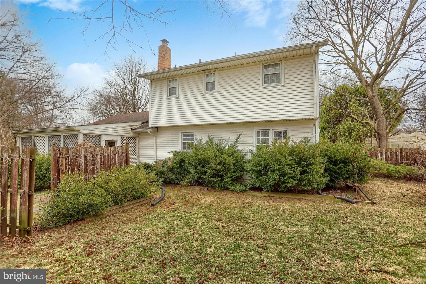 904 Thornwood Lane photo 37