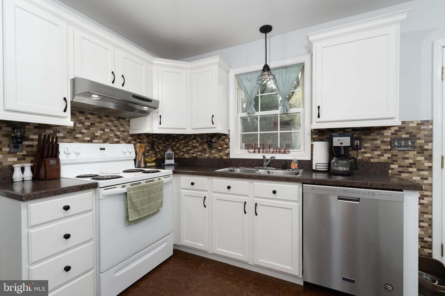 768 Magaro Road photo 24