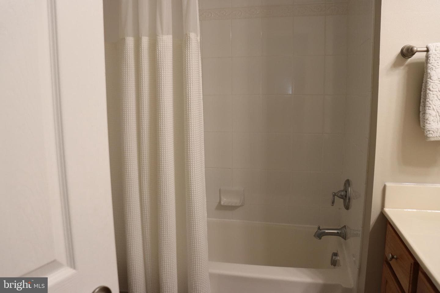 4 Hunt Place photo 39