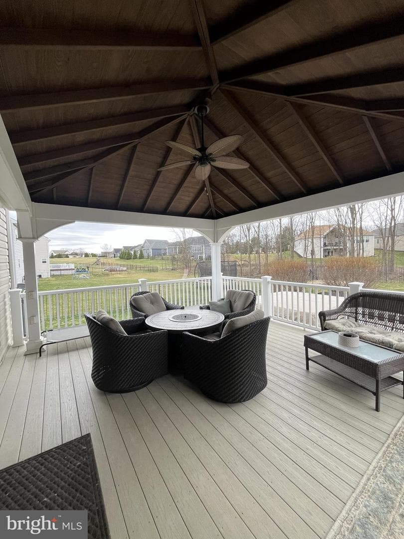 4 Hunt Place photo 61