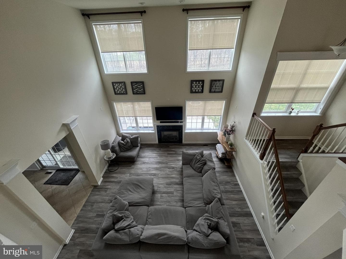 4 Hunt Place photo 8