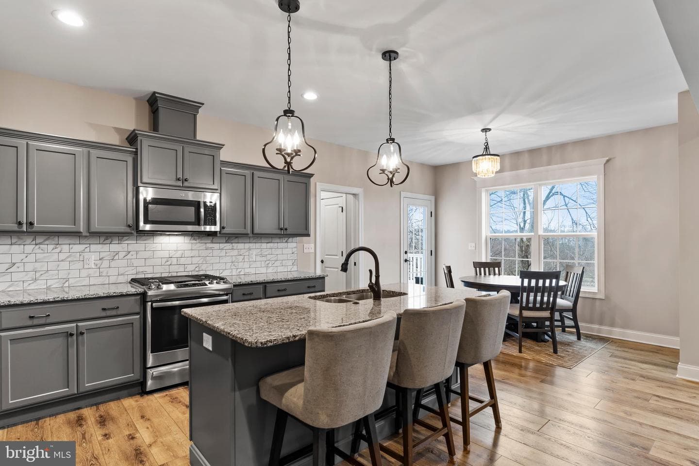 16 Bobolink Court photo 3