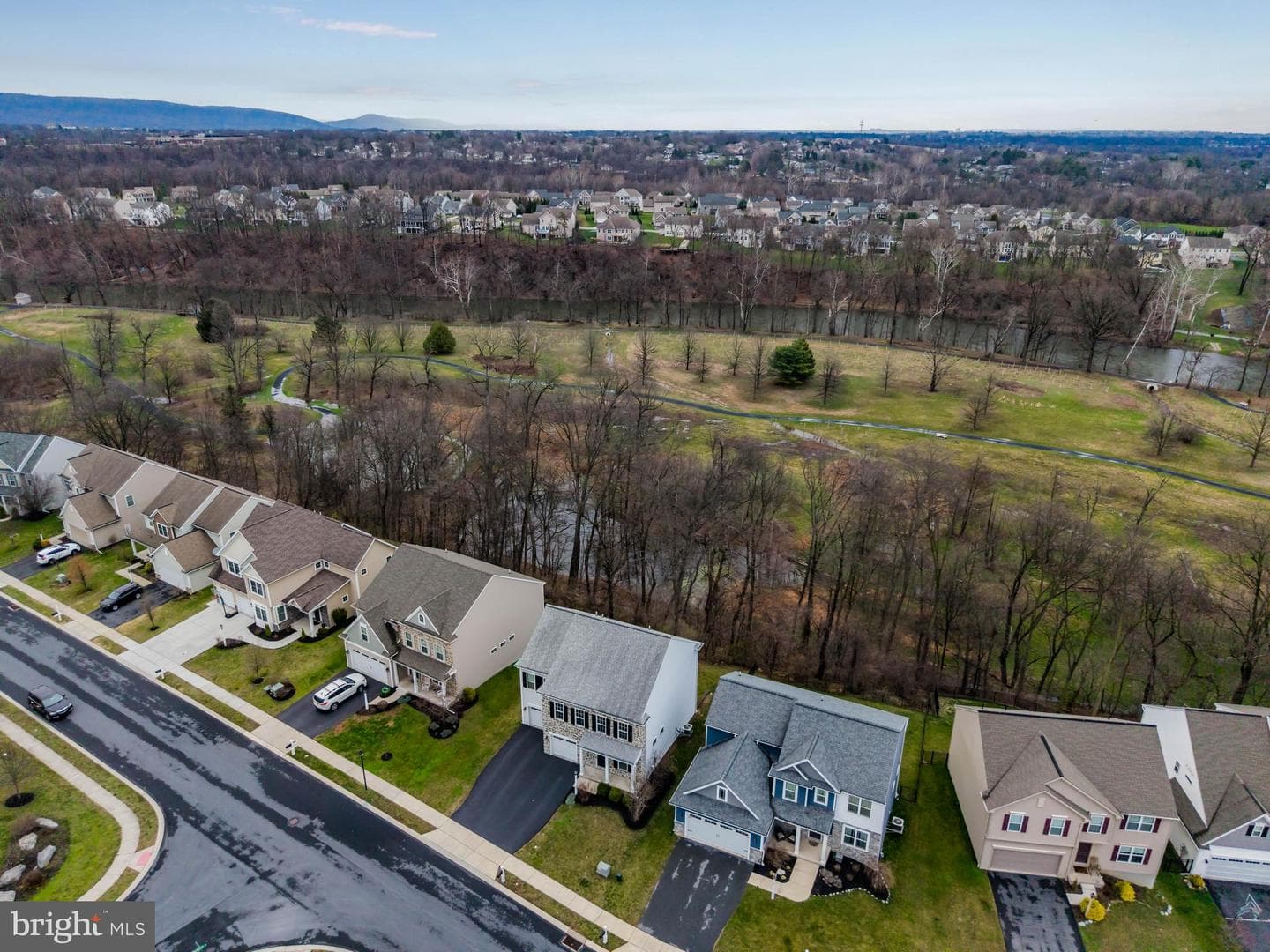 16 Bobolink Court photo 44