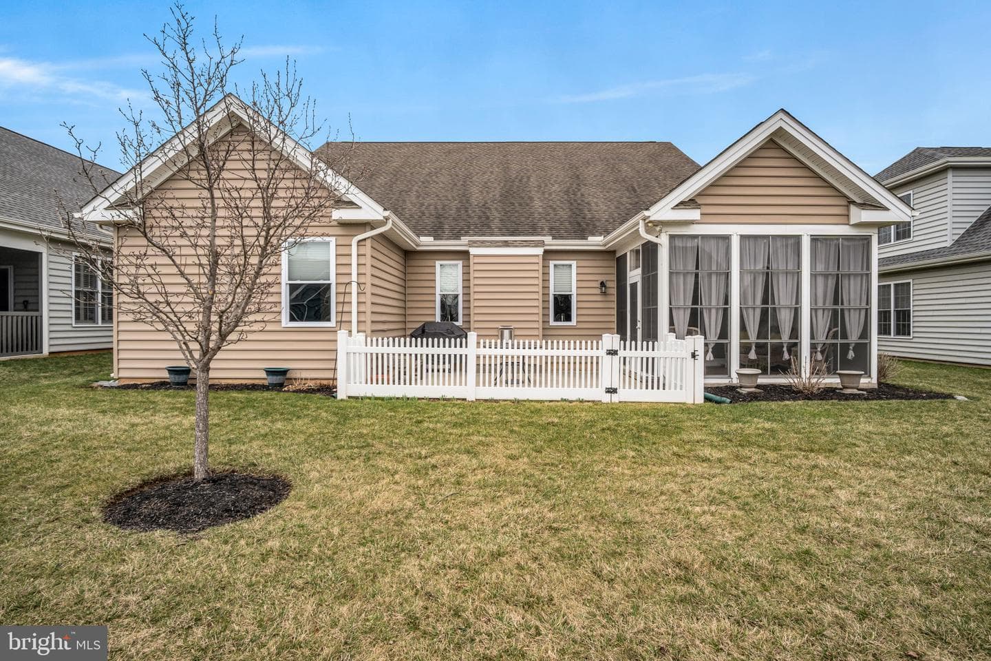 228 Loyal Drive photo 40
