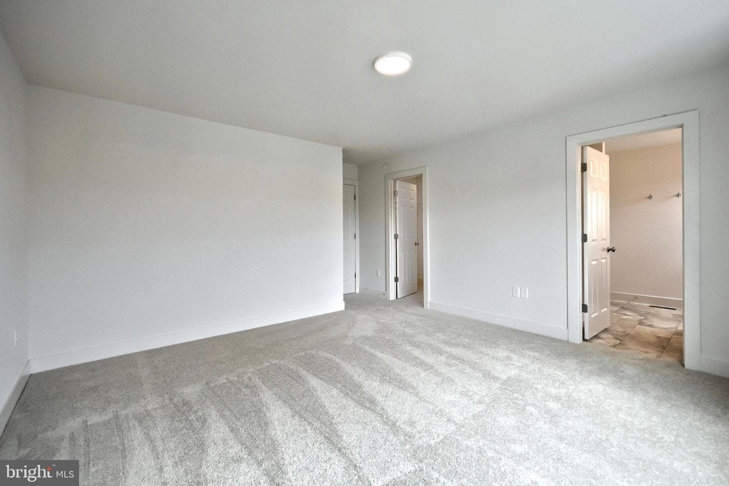 102 Madison Drive photo 17