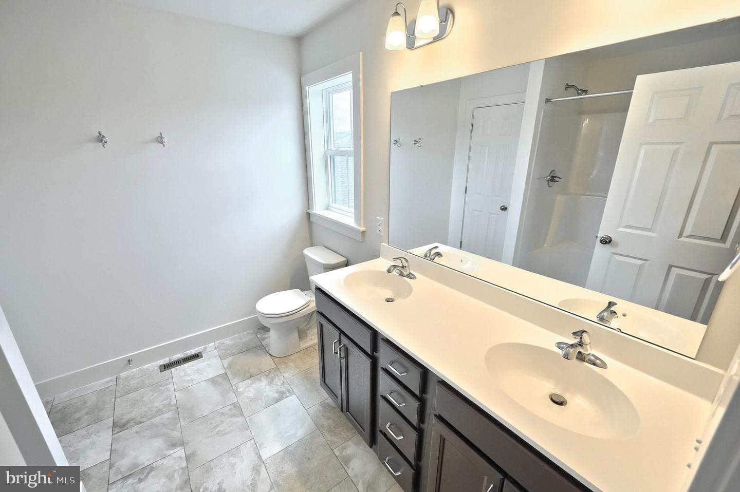 102 Madison Drive photo 18