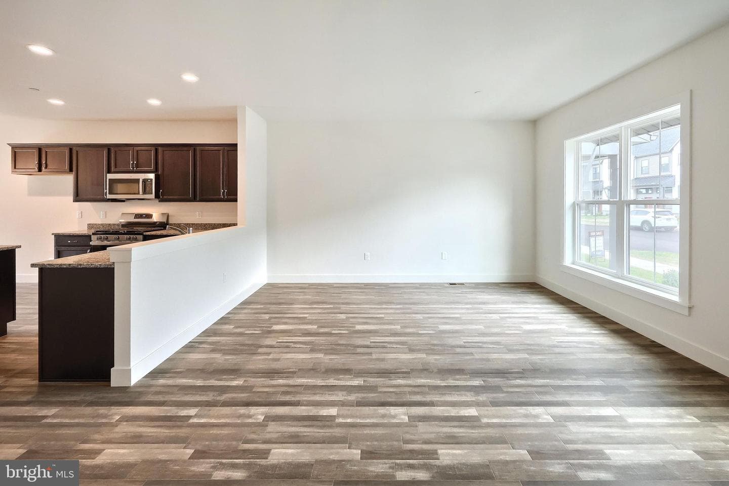 105 Madison Drive photo 13