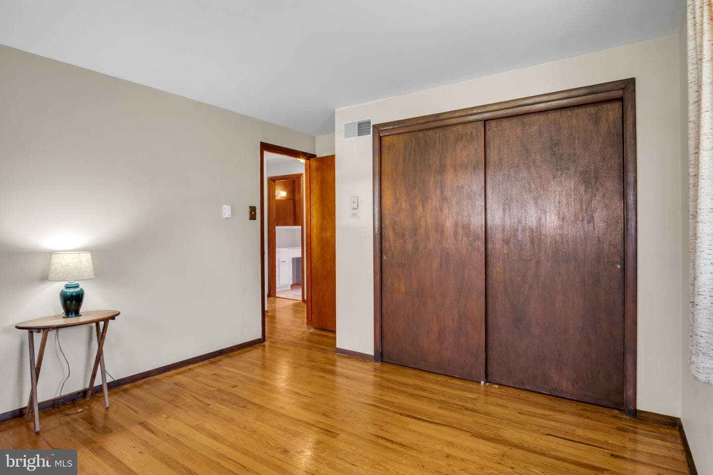 3915 Sullivan Street photo 15