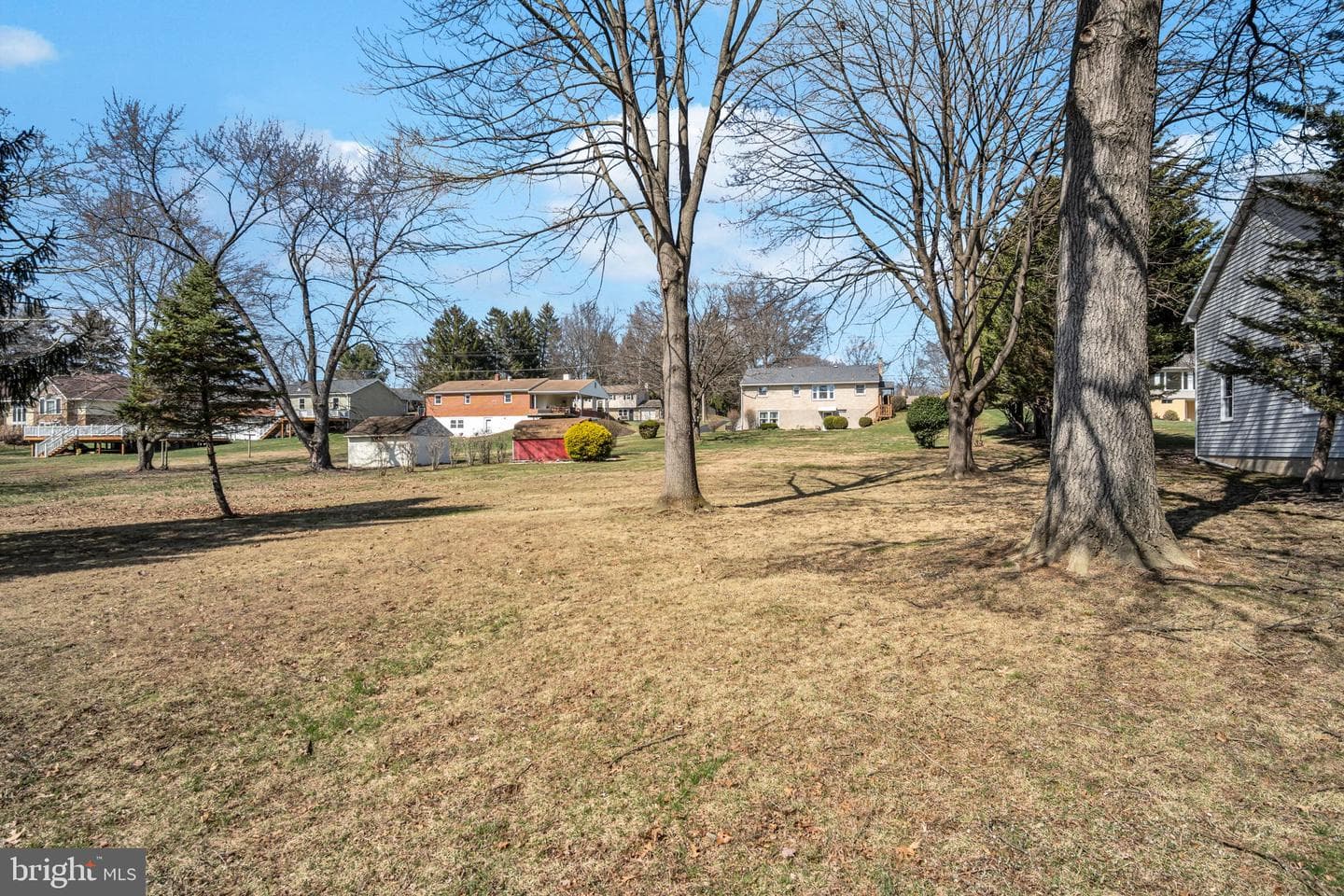 3915 Sullivan Street photo 35