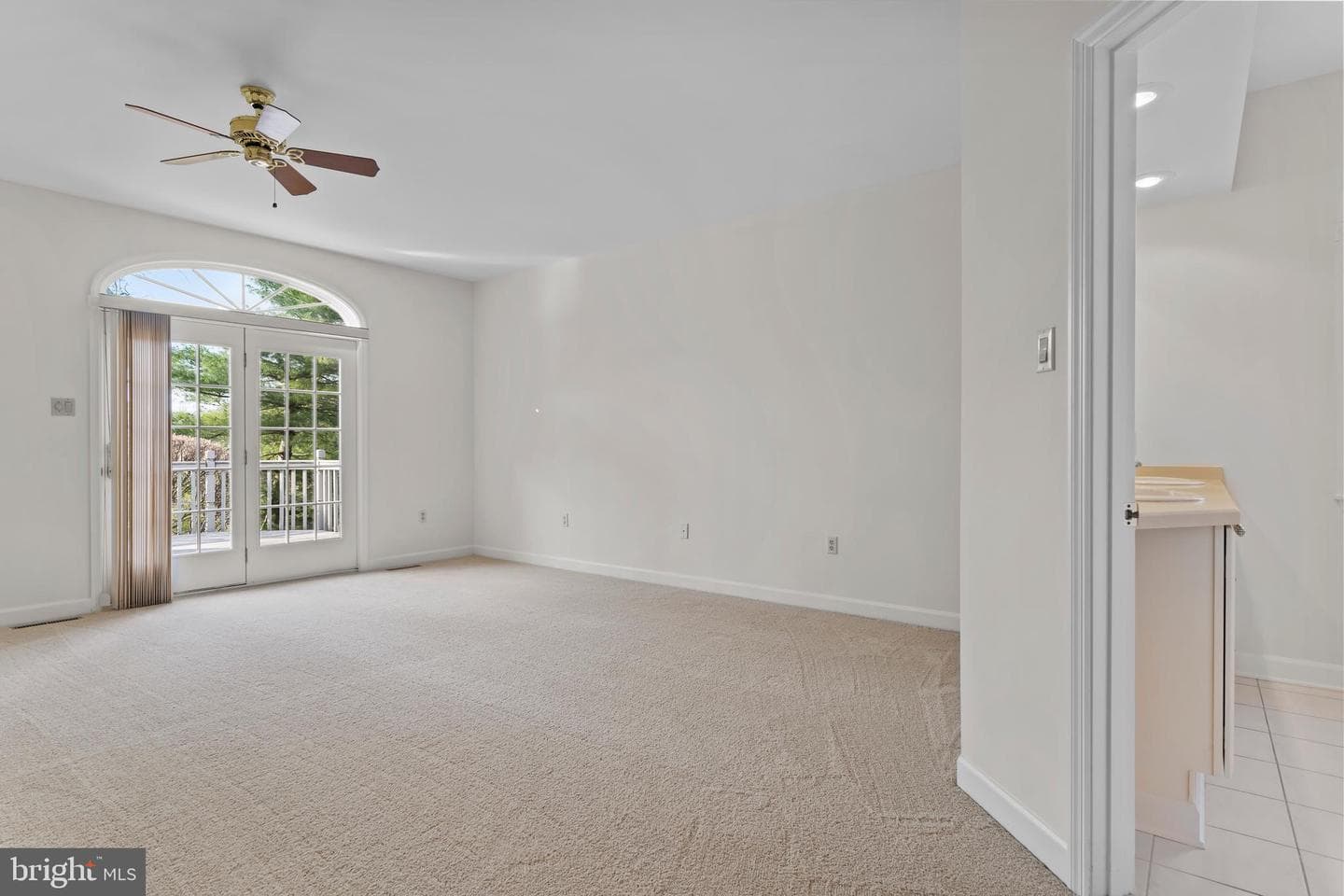504 Bridgeview Drive photo 27