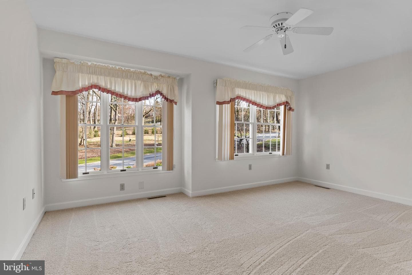 504 Bridgeview Drive photo 39