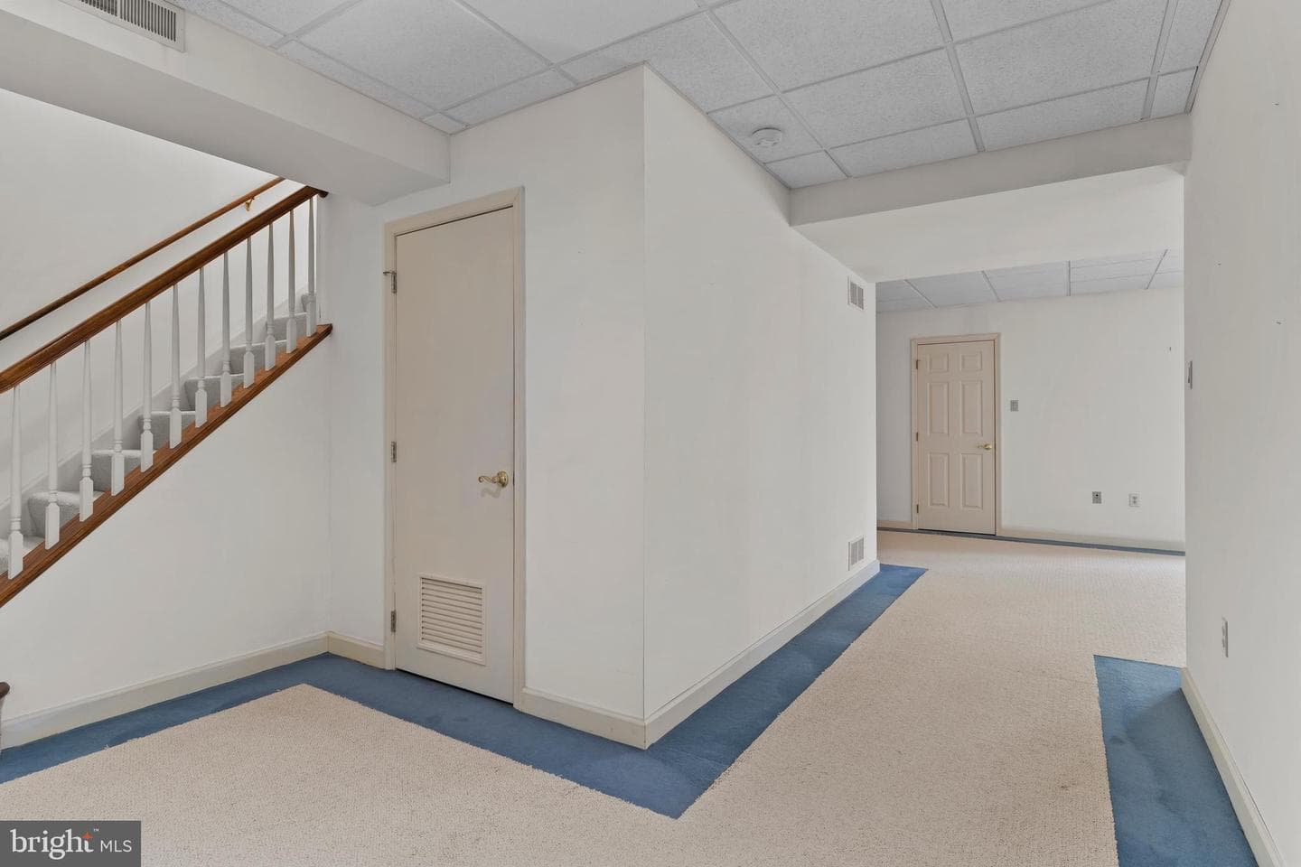 504 Bridgeview Drive photo 43