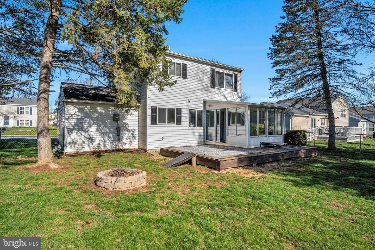 13 Lilac Drive photo 28