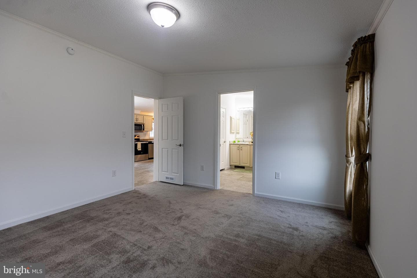 24 Burke Drive photo 37