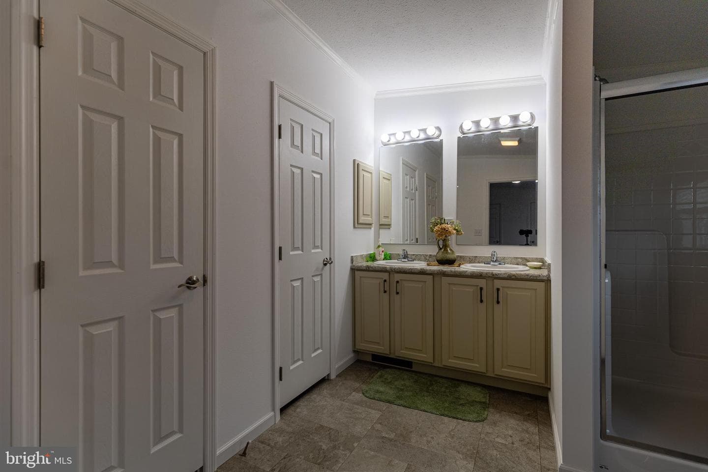 24 Burke Drive photo 38