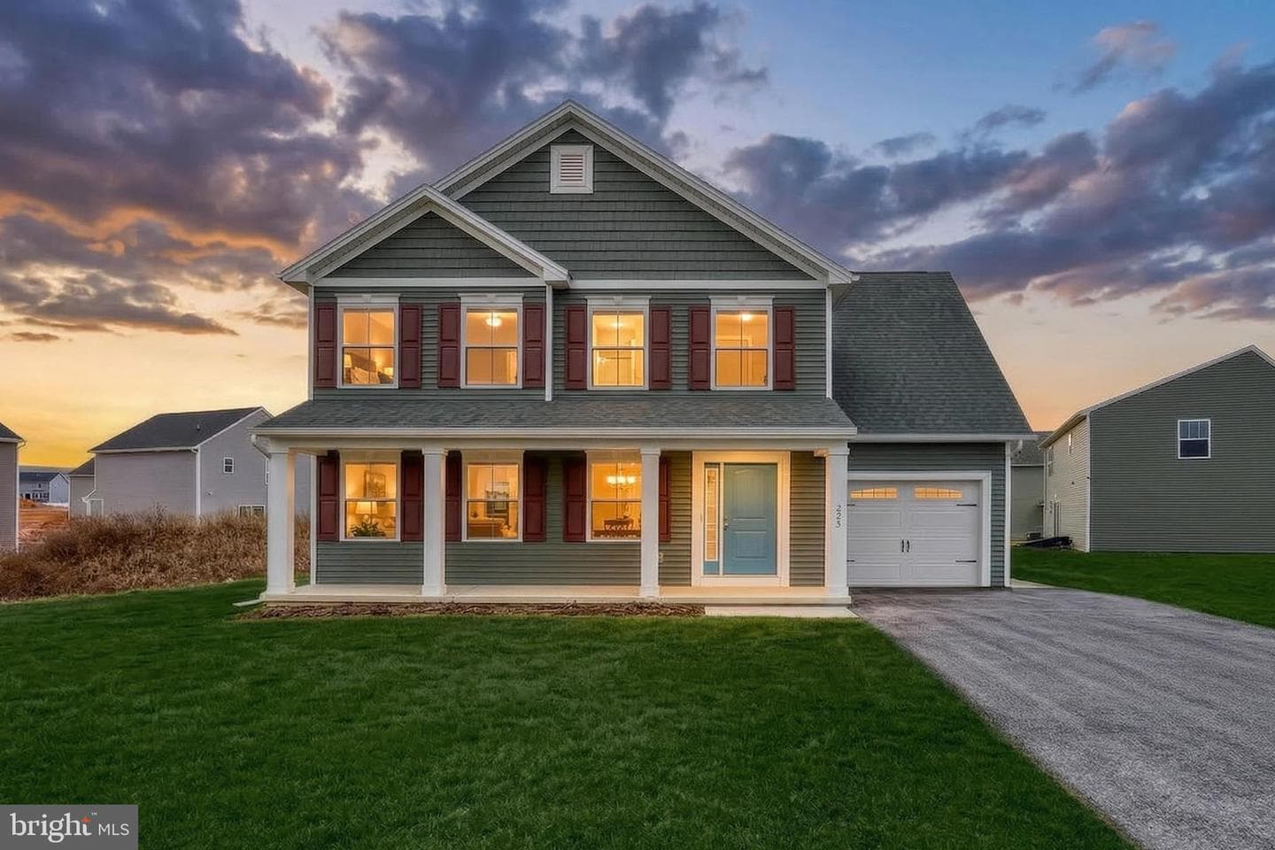 223 Woodridge Dr., Shippensburg