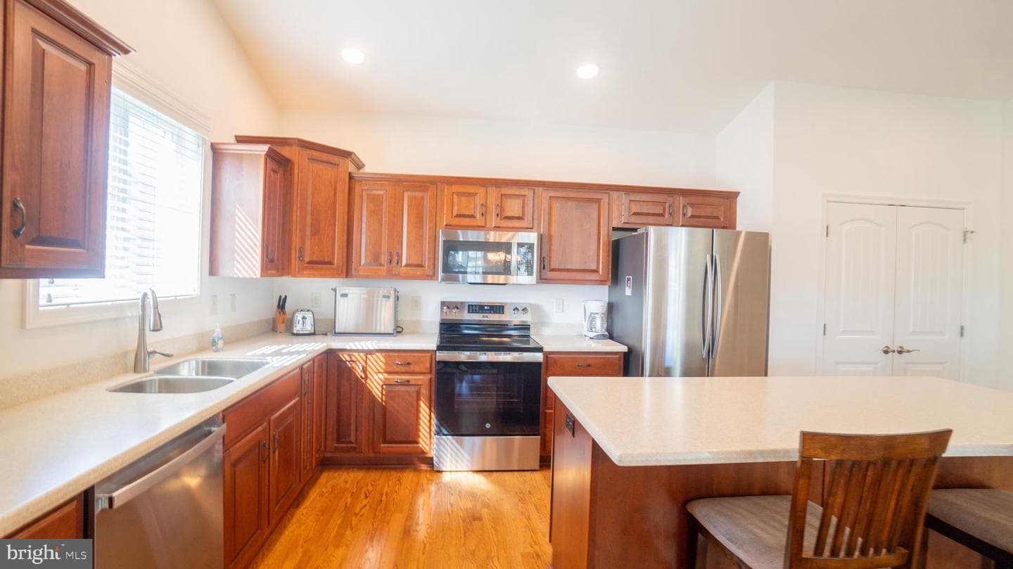 6210 Rivendale Court photo 26
