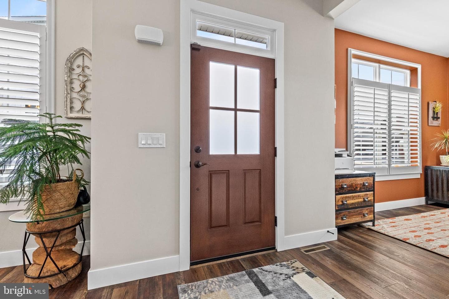 798 Aurora Drive photo 4