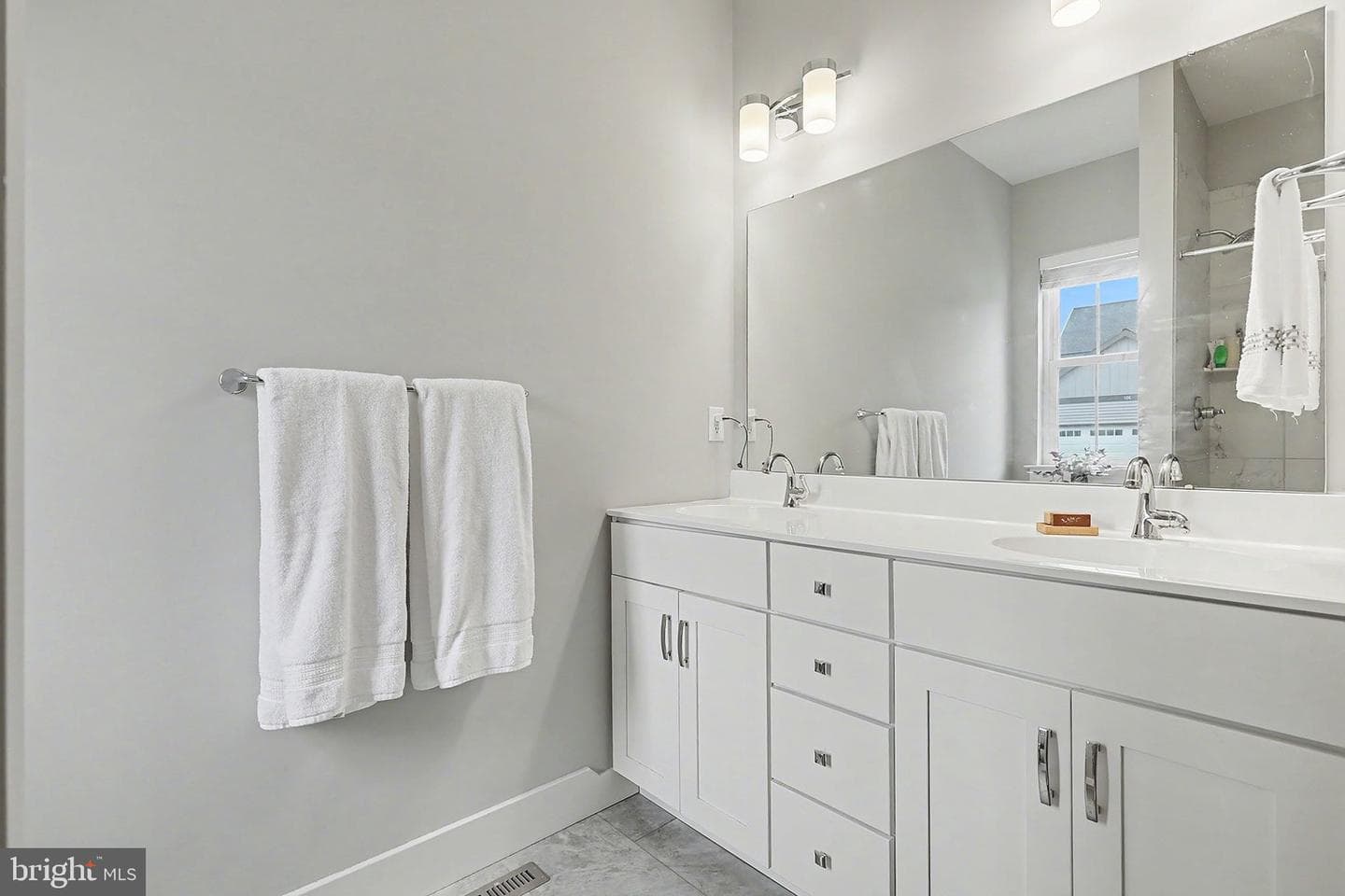 133 Larkin Drive photo 17