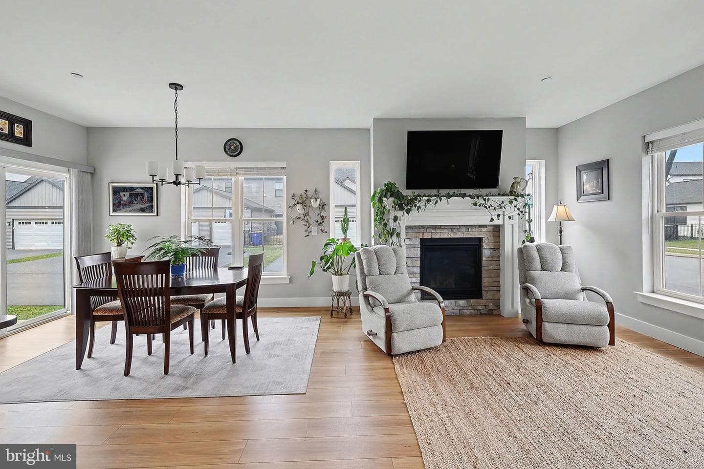 133 Larkin Drive photo 6