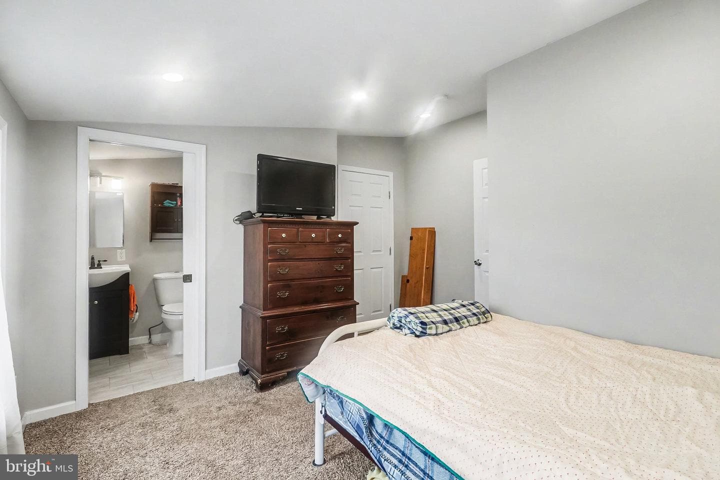 11 Heather Drive photo 18
