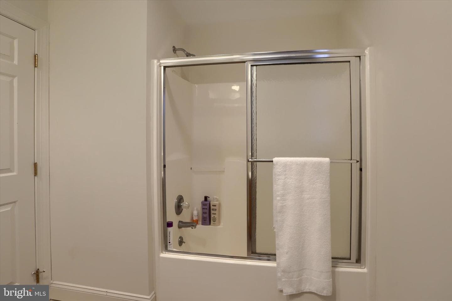 203 Friar Court photo 30