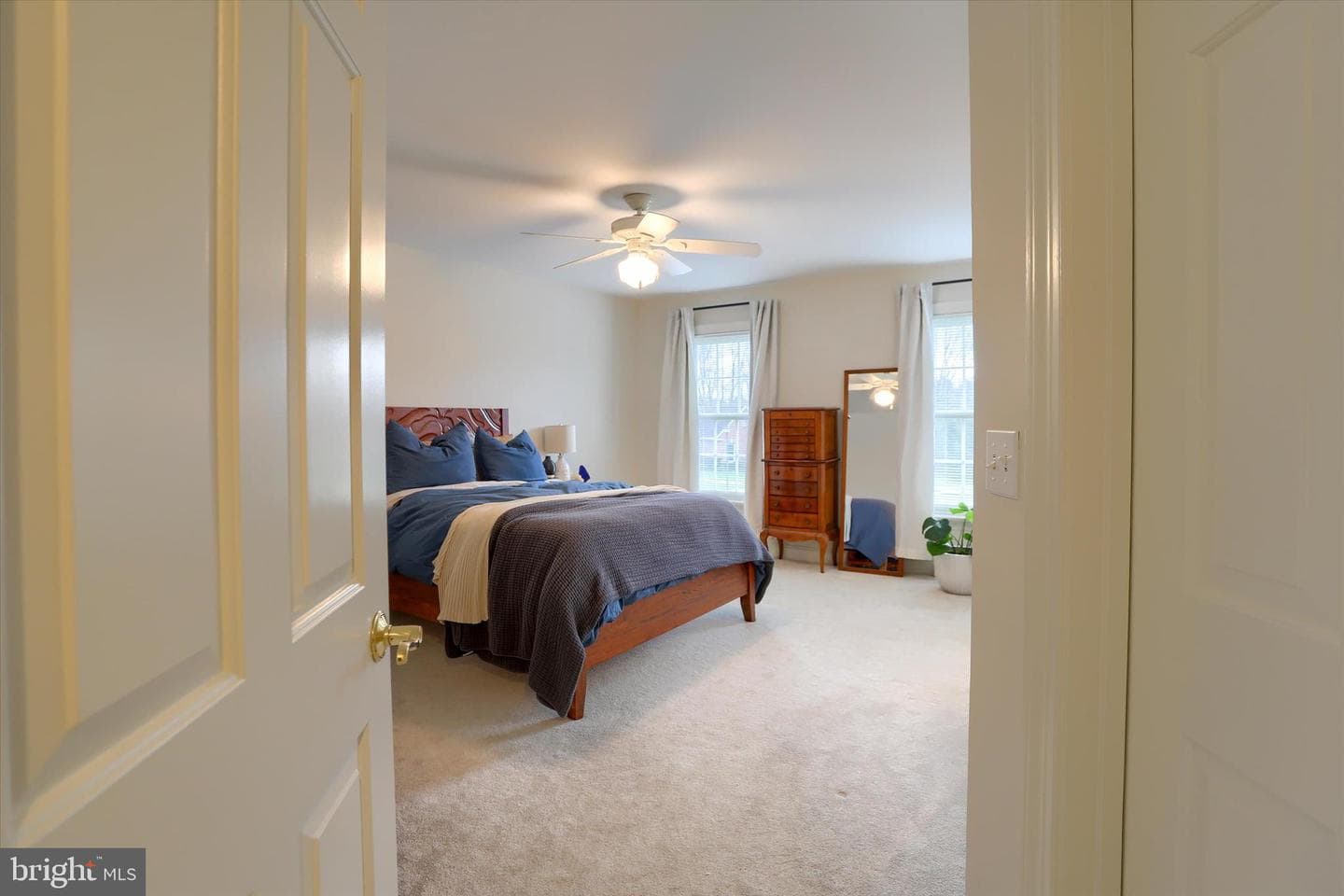 203 Friar Court photo 44