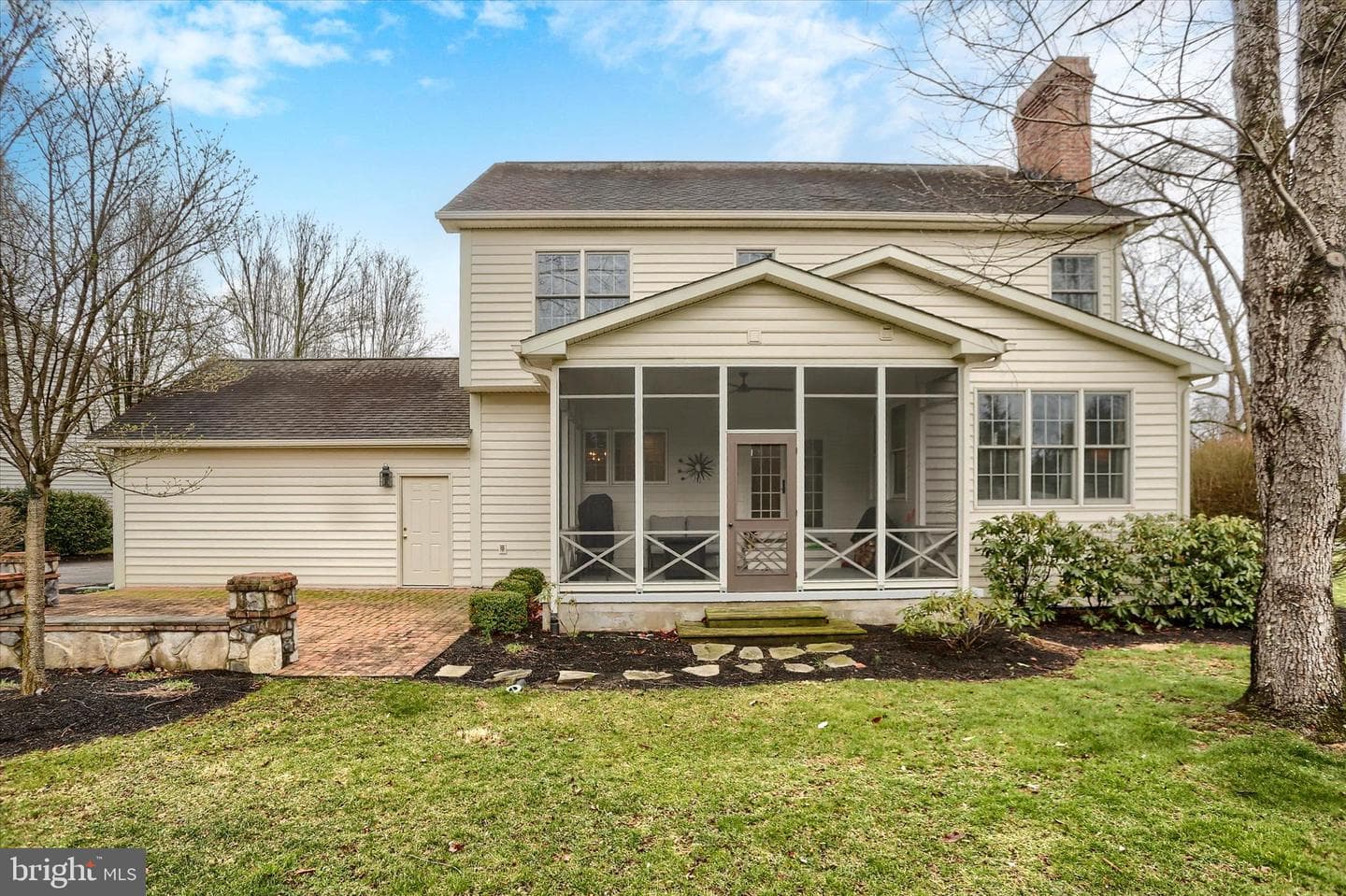 203 Friar Court photo 48