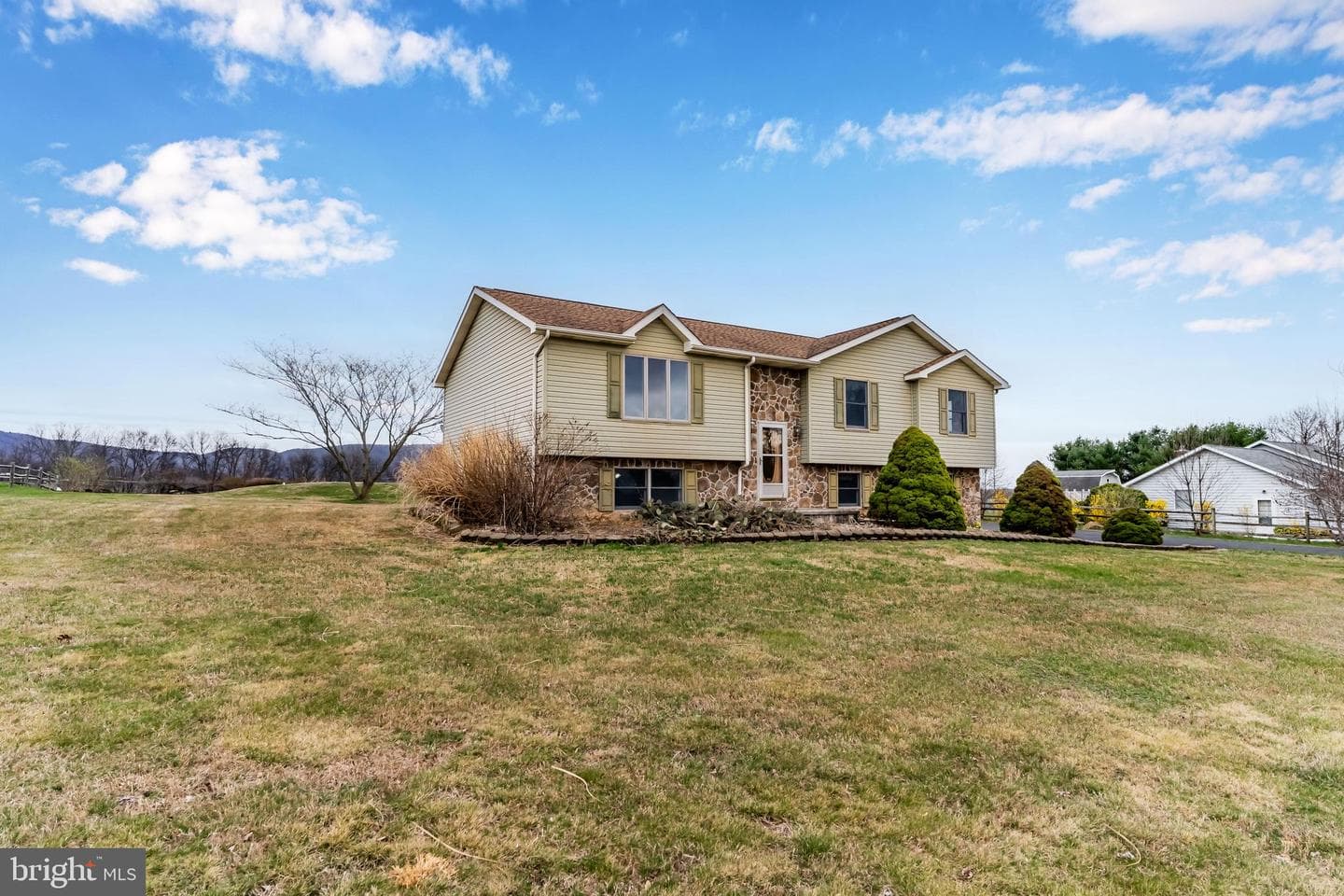 67 N North Mountain Road photo 1