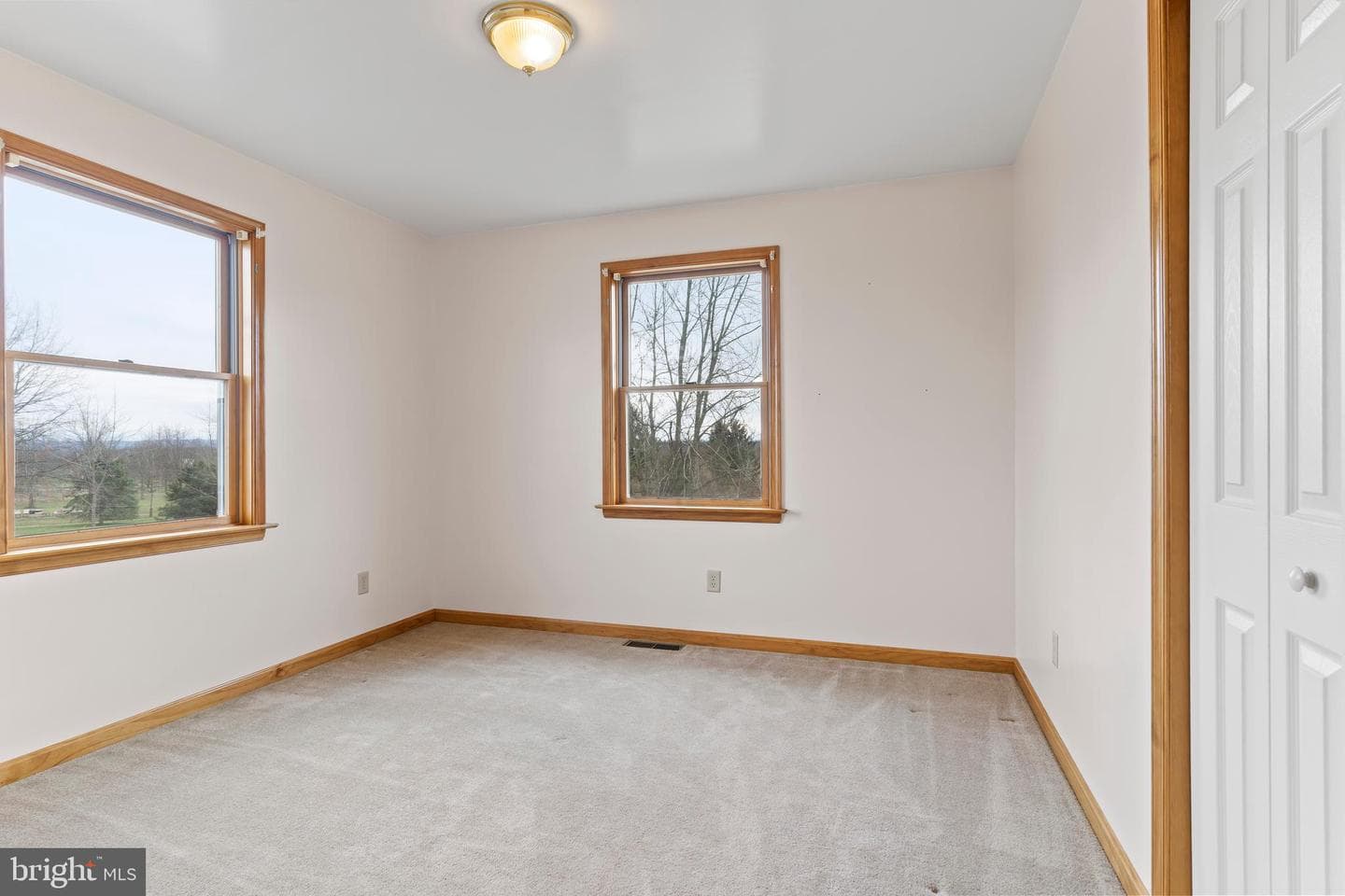67 N North Mountain Road photo 18